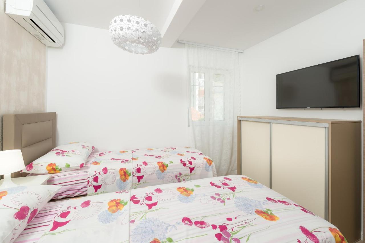 Luxury Bellavista Amazing Sea Holidays With Private Beach & Parking Milna  Exterior foto