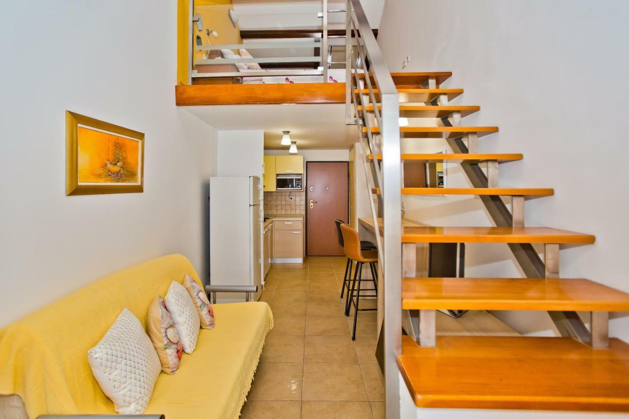 Luxury Bellavista Amazing Sea Holidays With Private Beach & Parking Milna  Exterior foto